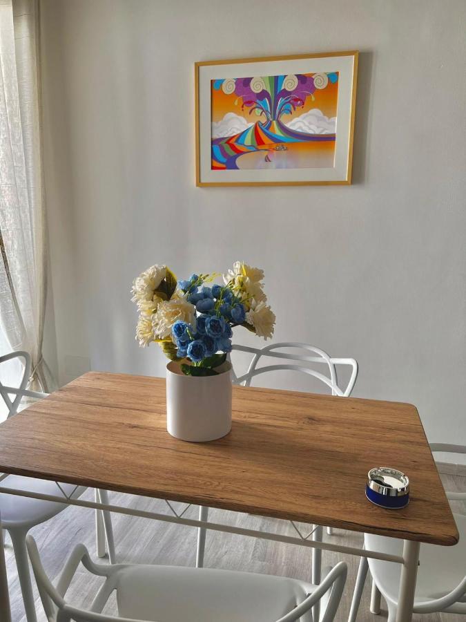 Zara Home - Free Parking Неаполь Екстер'єр фото